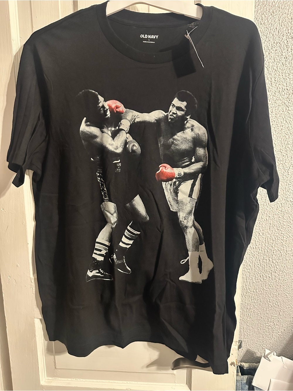 Old Navy Muhammad Ali  Black Short-Sleeve Boxing Graphic tee